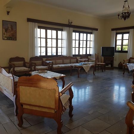 Hotel Porto Potha Telendos Екстериор снимка