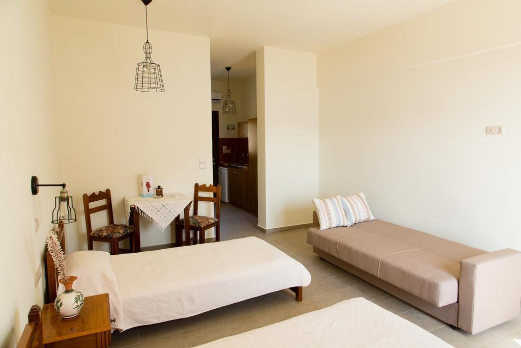 Hotel Porto Potha Telendos Екстериор снимка