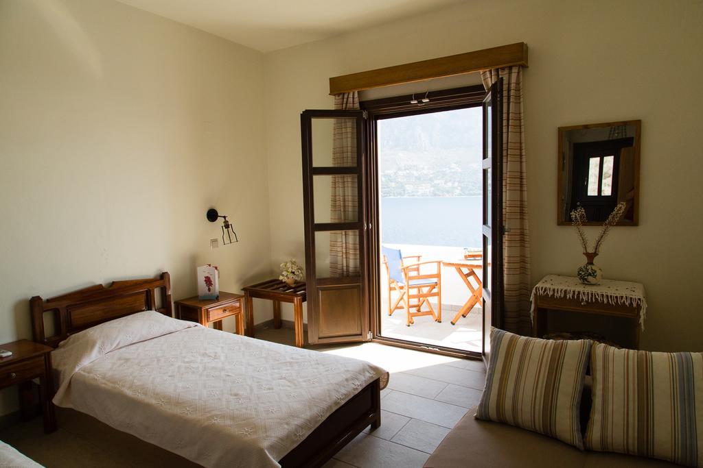 Hotel Porto Potha Telendos Екстериор снимка