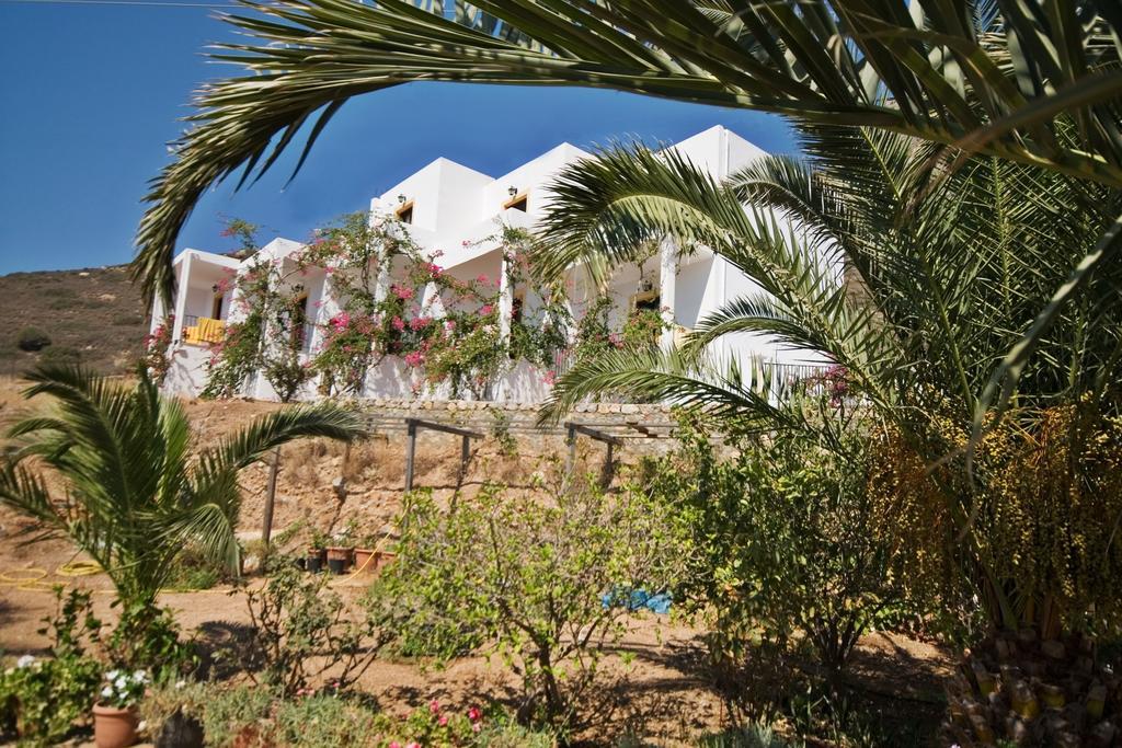 Hotel Porto Potha Telendos Екстериор снимка