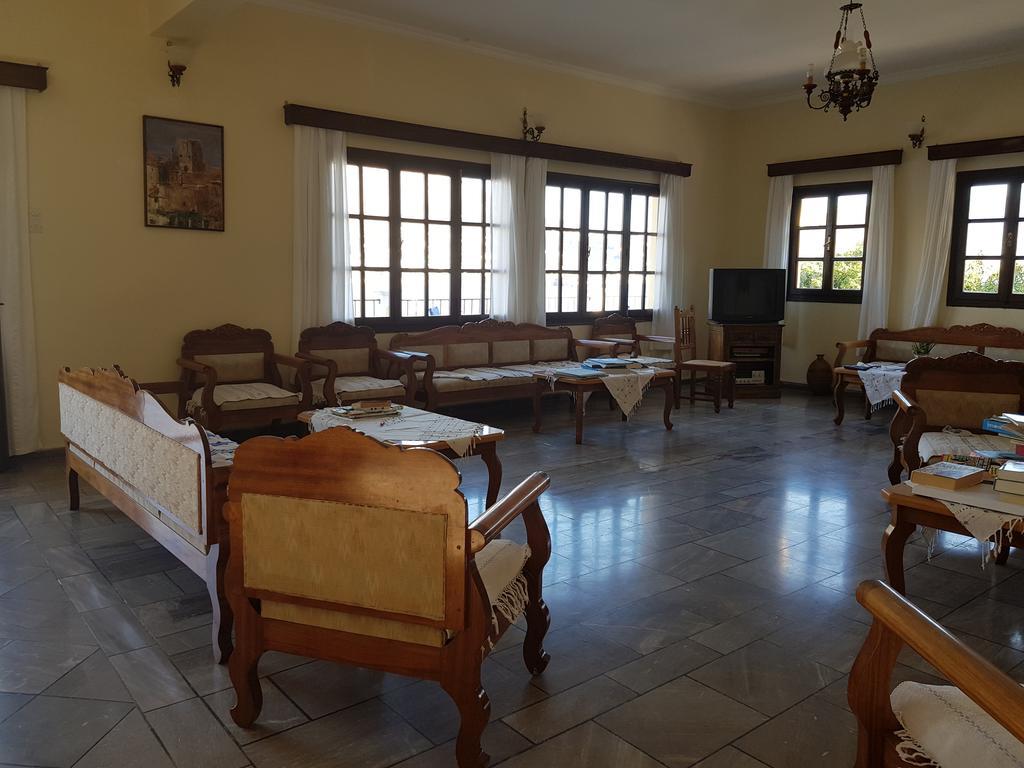 Hotel Porto Potha Telendos Екстериор снимка